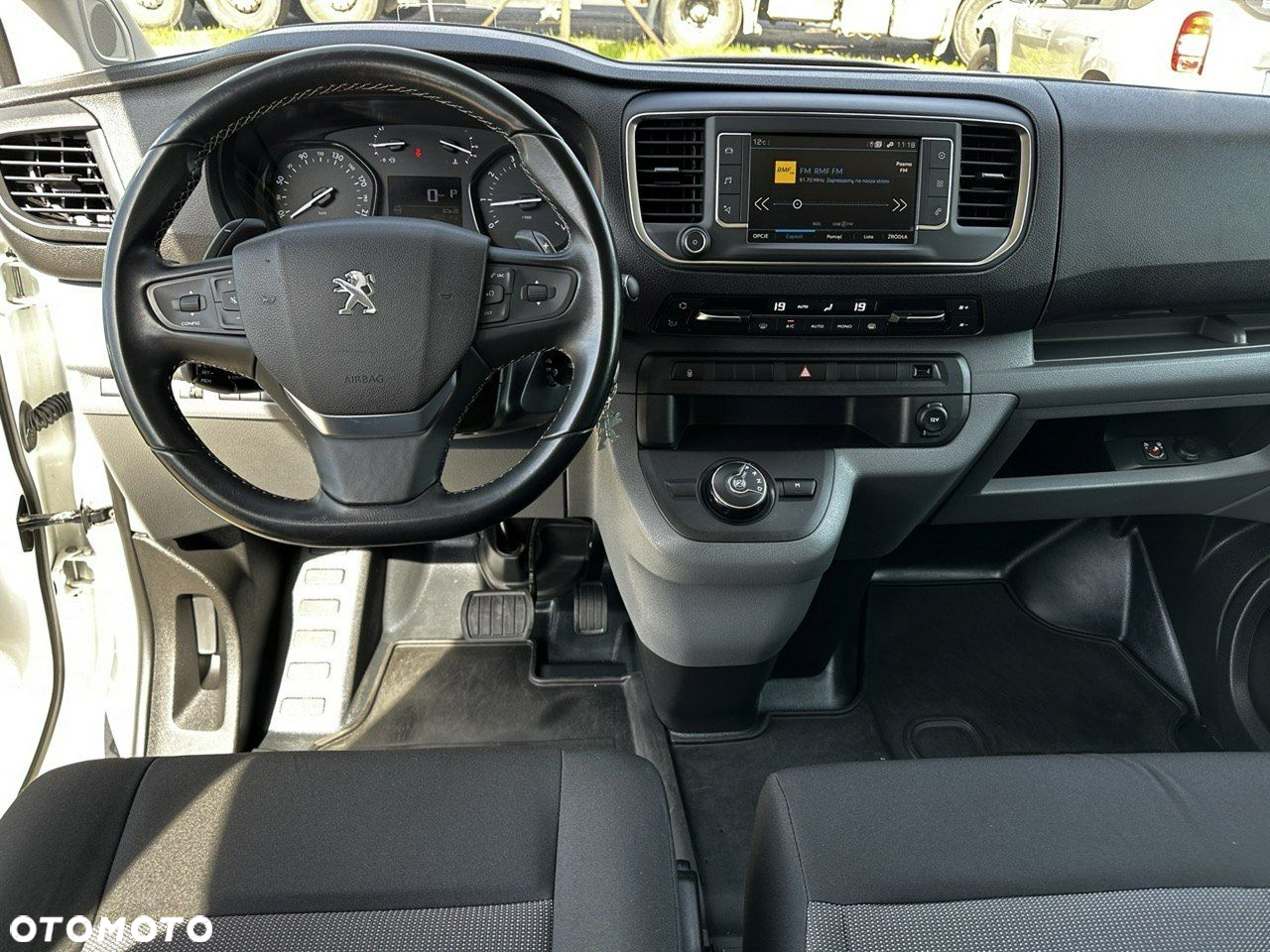 Peugeot Expert - 18