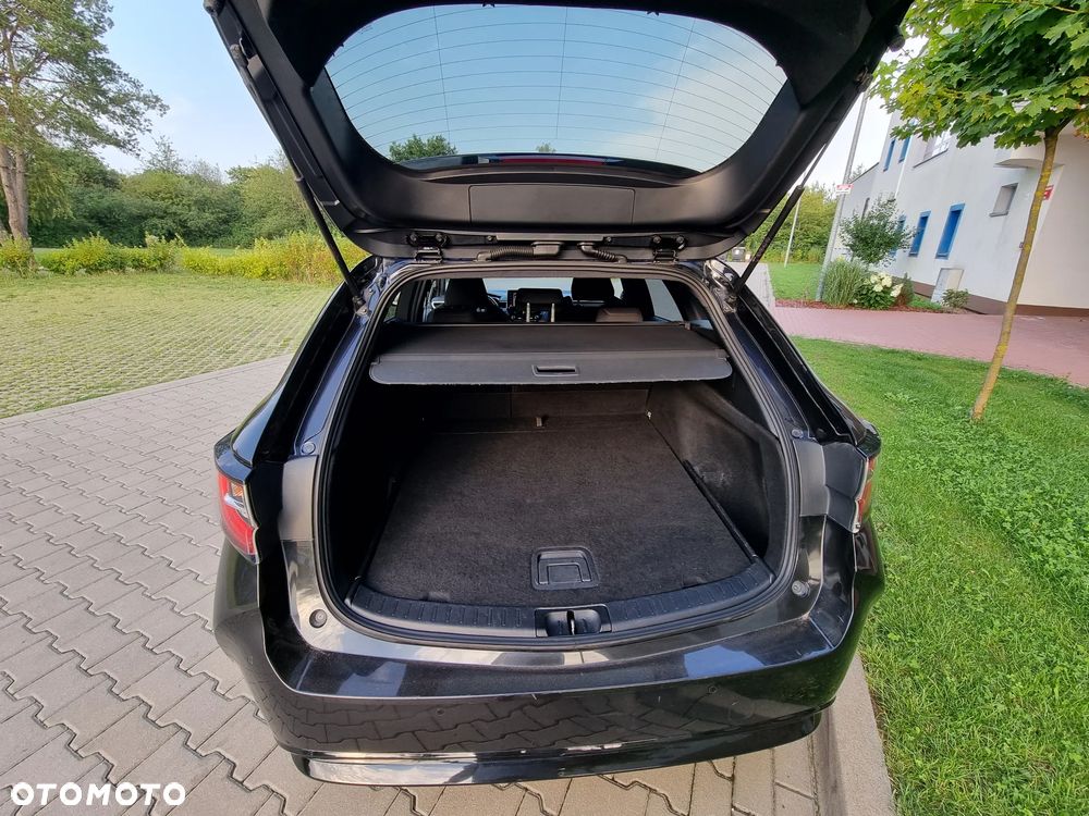 Suzuki Swace 1.8 Hybrid Premium Plus CVT - 24