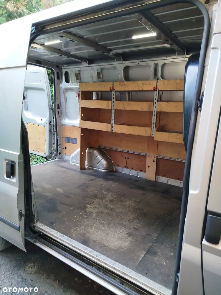Ford Transit - 9