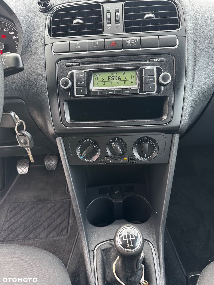 Volkswagen Polo - 9