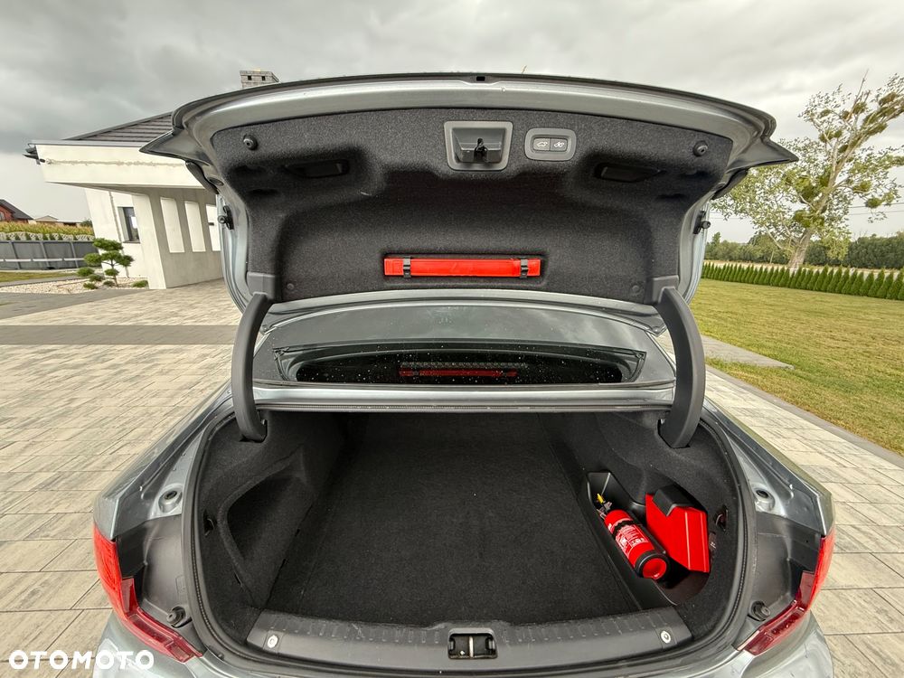 Volvo S90 T8 AWD Plug-In Hybrid Inscription - 10