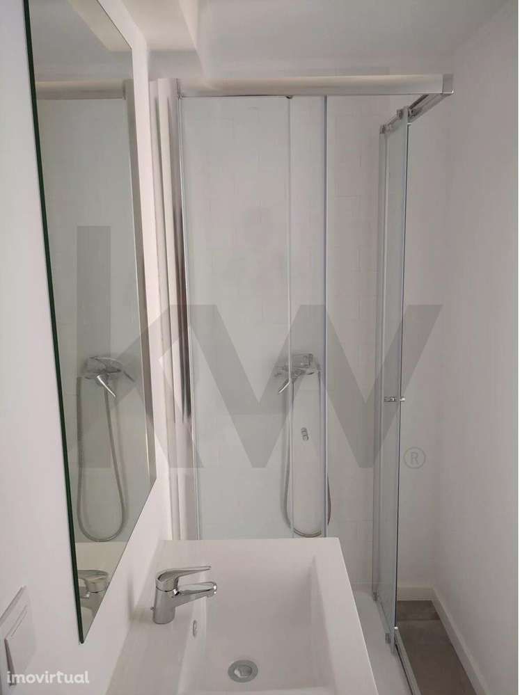 Apartamento T1 remodelado no Condomínio Pátio das Padeiras – Estrela ( - Grande imagem: 2/15