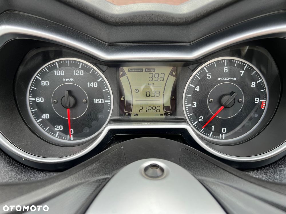 Yamaha X-max - 12