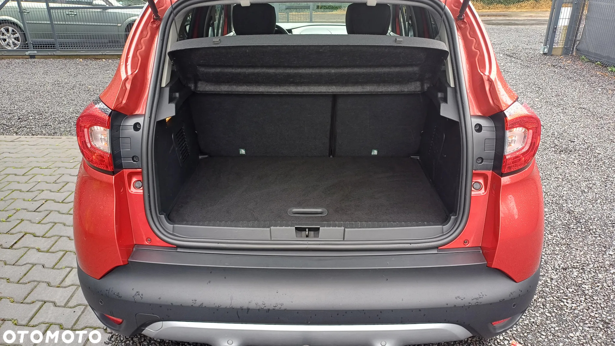 Renault Captur TCe 120 EDC Helly Hansen - 26