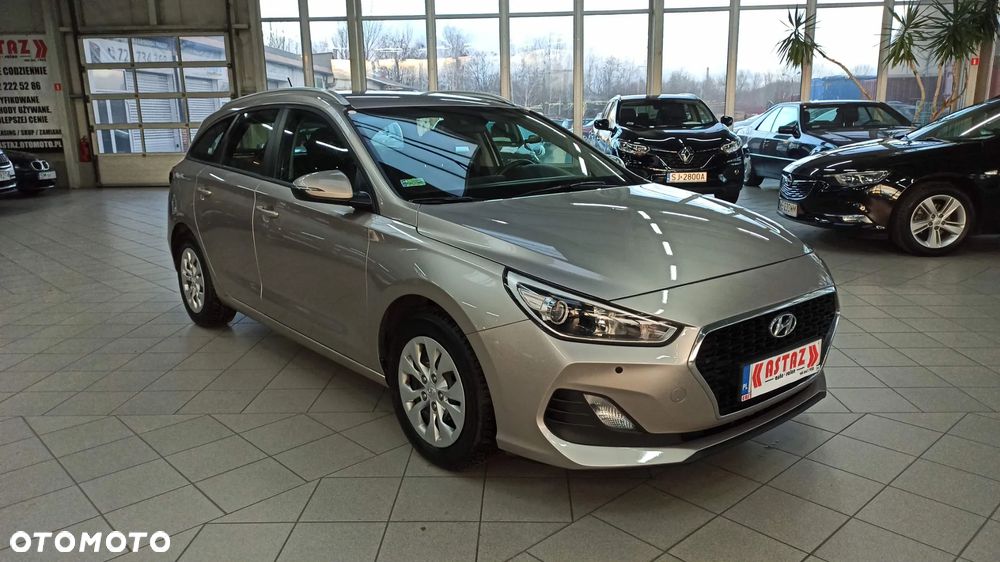 Hyundai i30 1.5 DPI Classic + - 4