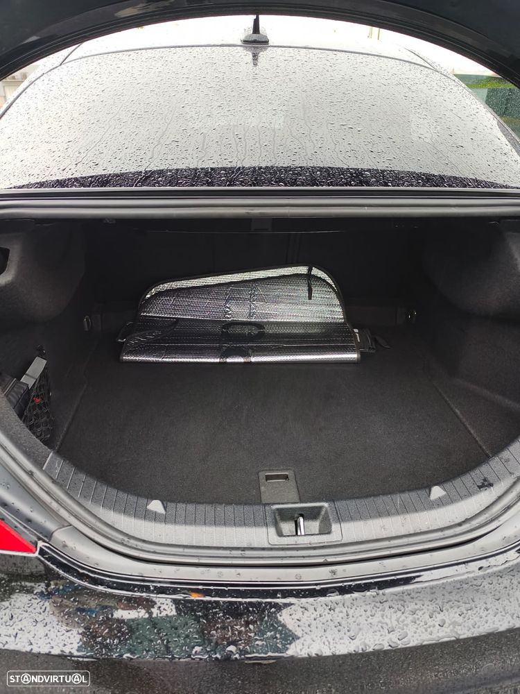 Mercedes-Benz CLA 180 d AMG Line - 12