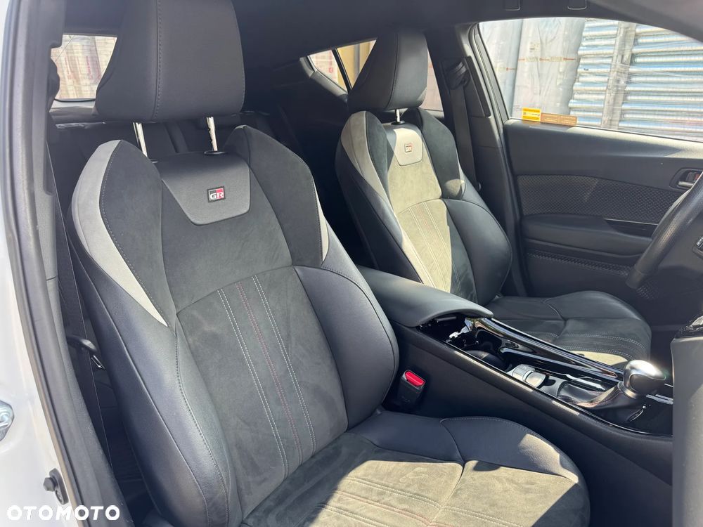 Toyota C-HR 1.8 Hybrid GPF GR Sport - 3