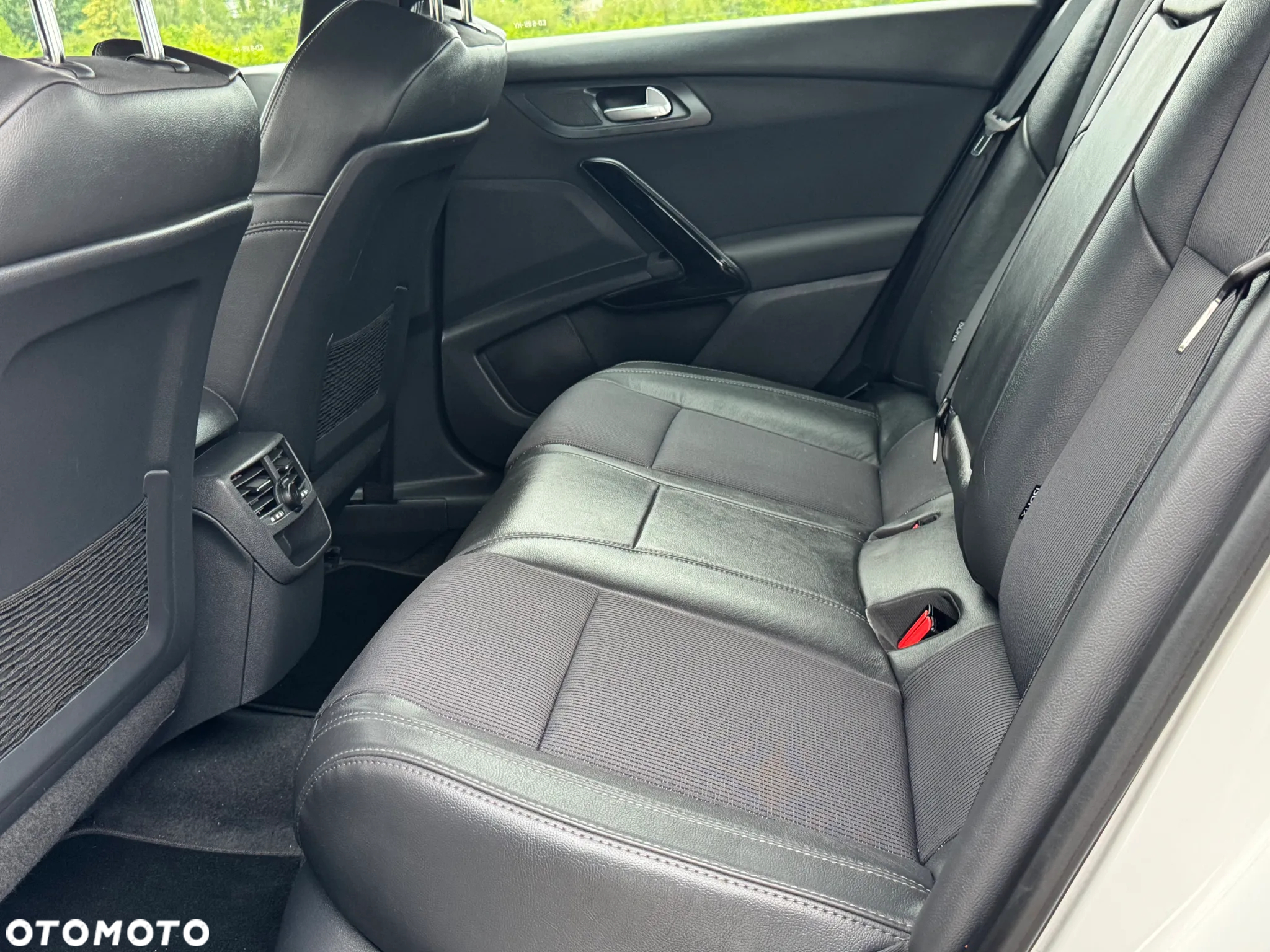Peugeot 508 BlueHDi 180 EAT6 Stop&Start Allure - 27
