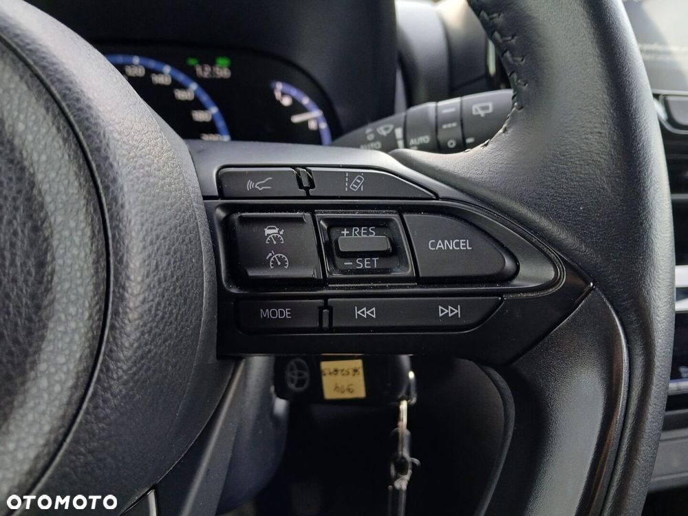 Toyota Yaris Cross Hybrid 1.5 Style - 27