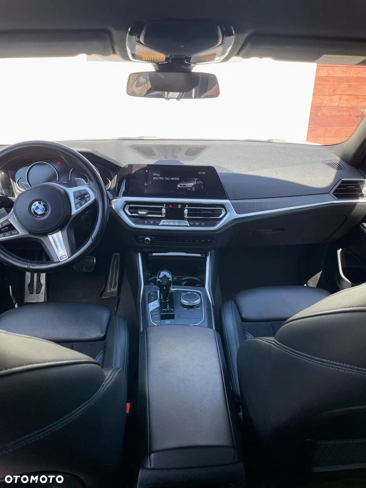 BMW Seria 3 320i xDrive - 10