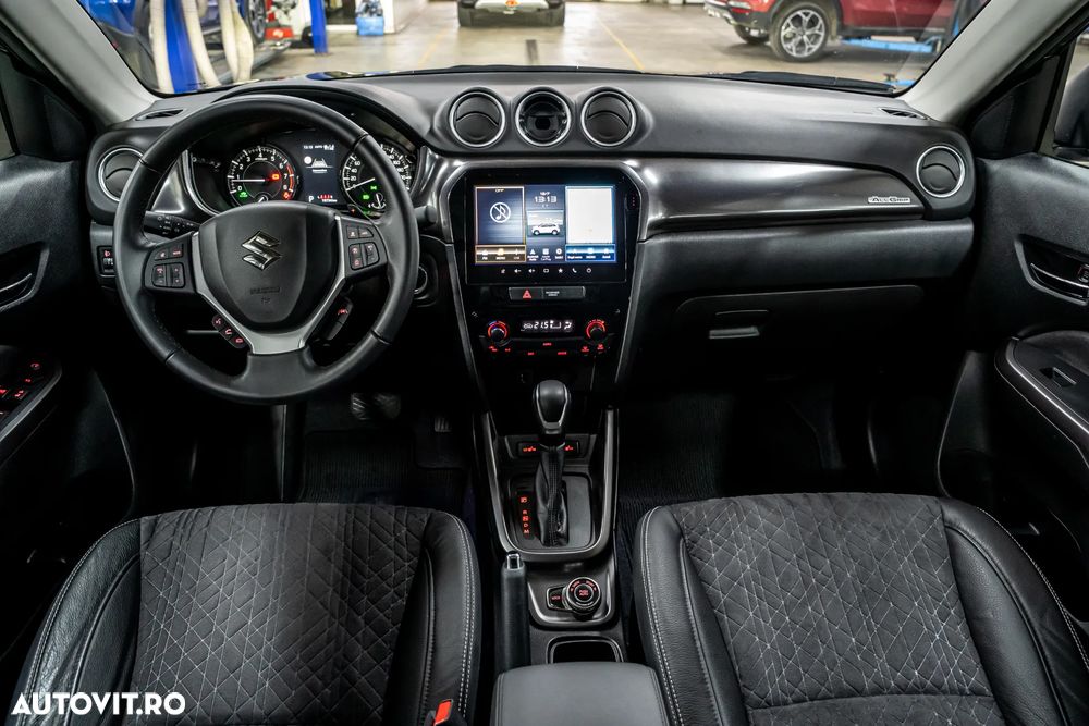 Suzuki Vitara 1.5 AllGrip HEV Luxus - 12