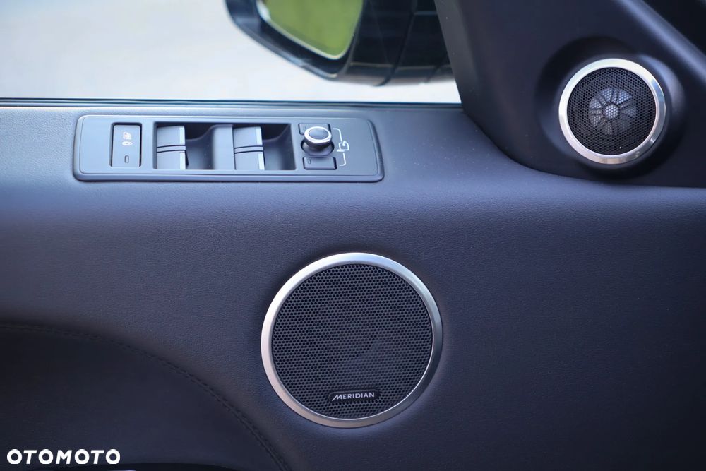 Land Rover Range Rover Sport - 17