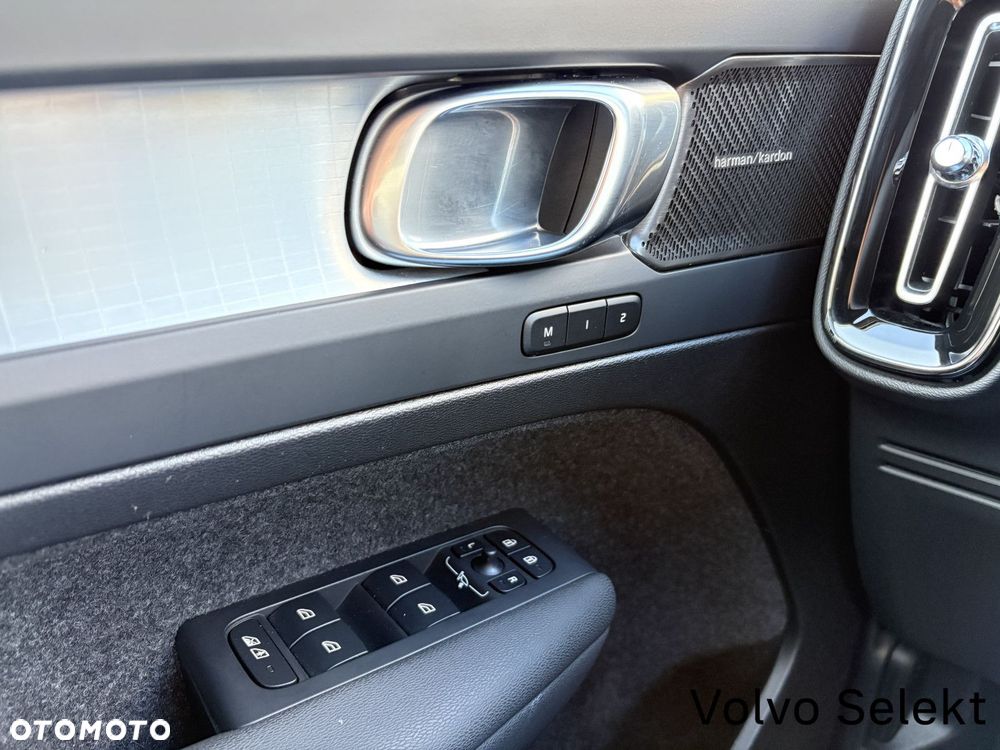 Volvo XC 40 2024