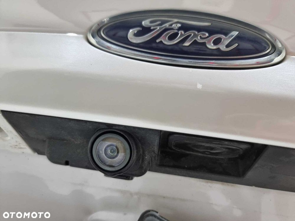 Ford Mondeo - 16