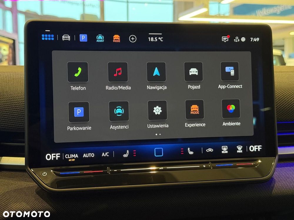 Volkswagen T-Roc 1.5 eTSI Life DSG - 15