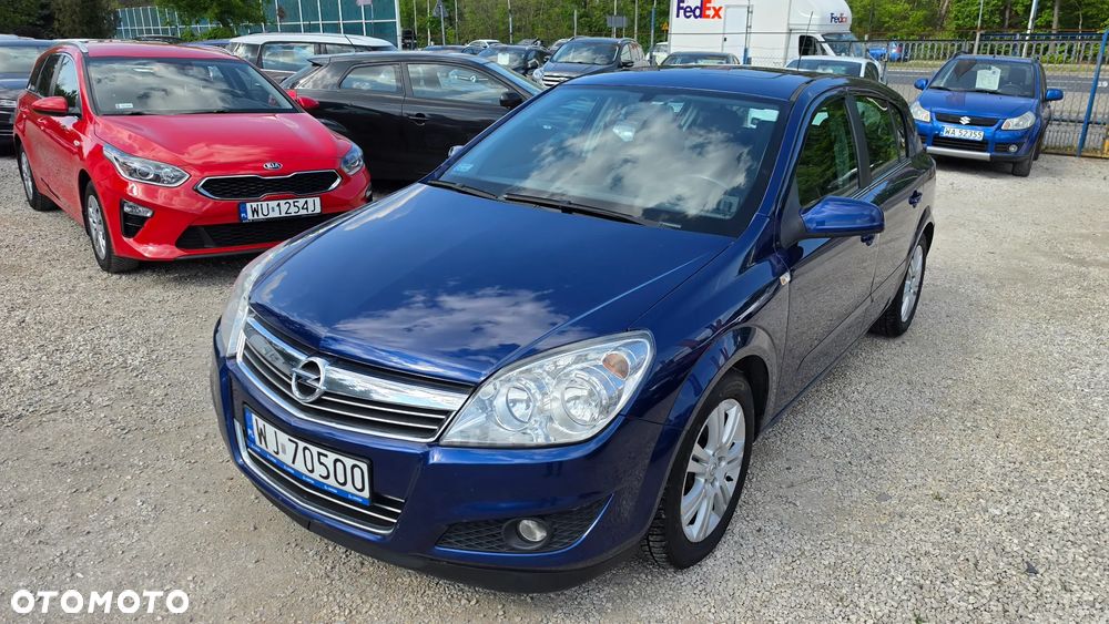 Opel Astra 1.6 T Cosmo - 1