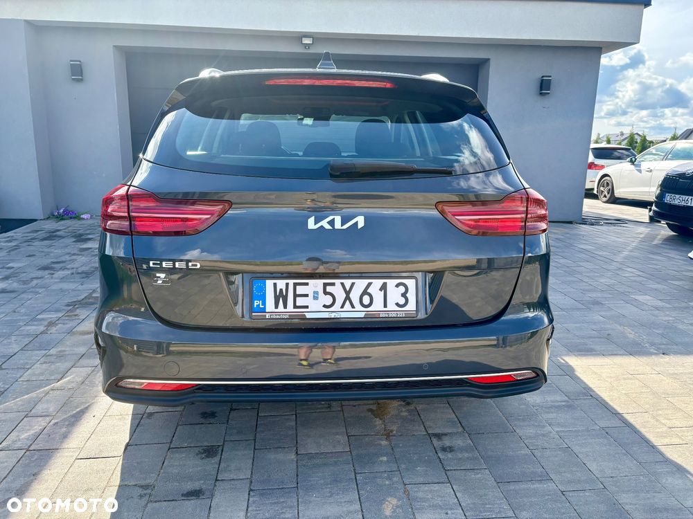 Kia Ceed 1.5 T-GDI M - 8