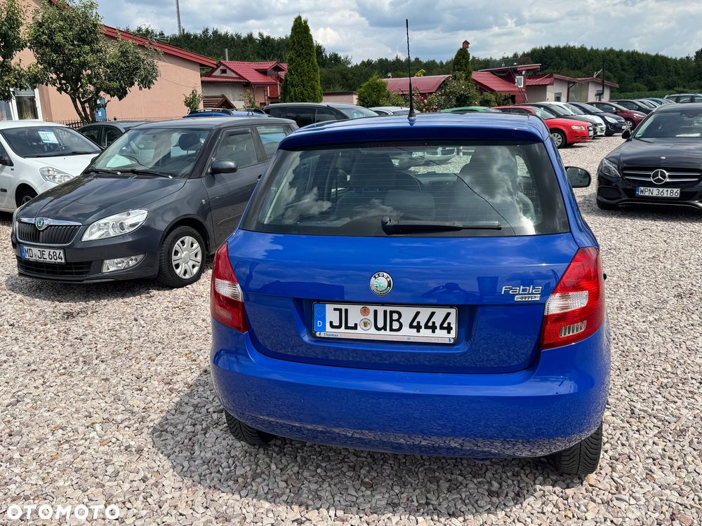 Skoda Fabia - 8