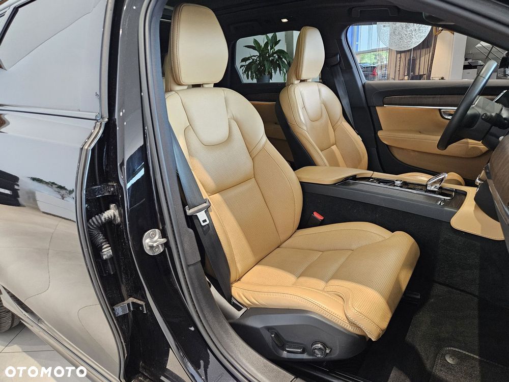Volvo V90 - 32
