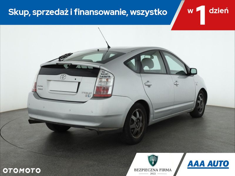 Toyota Prius - 6