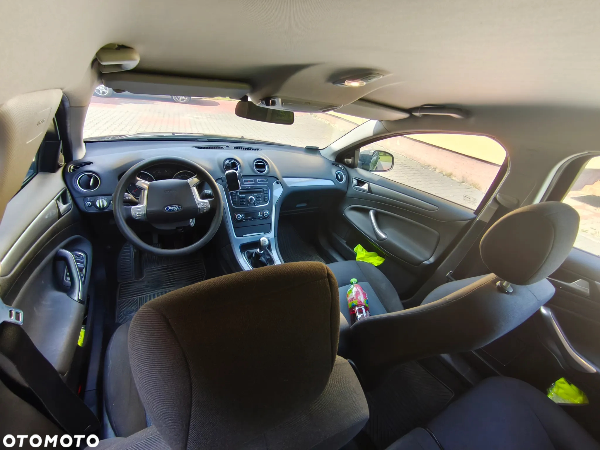 Ford Mondeo 2.0 TDCi Trend - 10