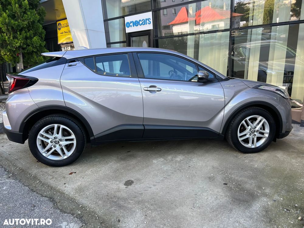 Toyota C-HR - 16
