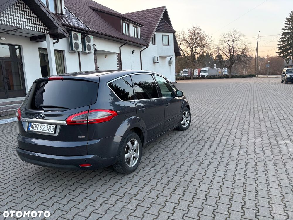 Ford S-Max - 4