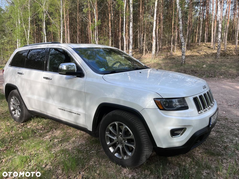 Jeep Grand Cherokee - 25