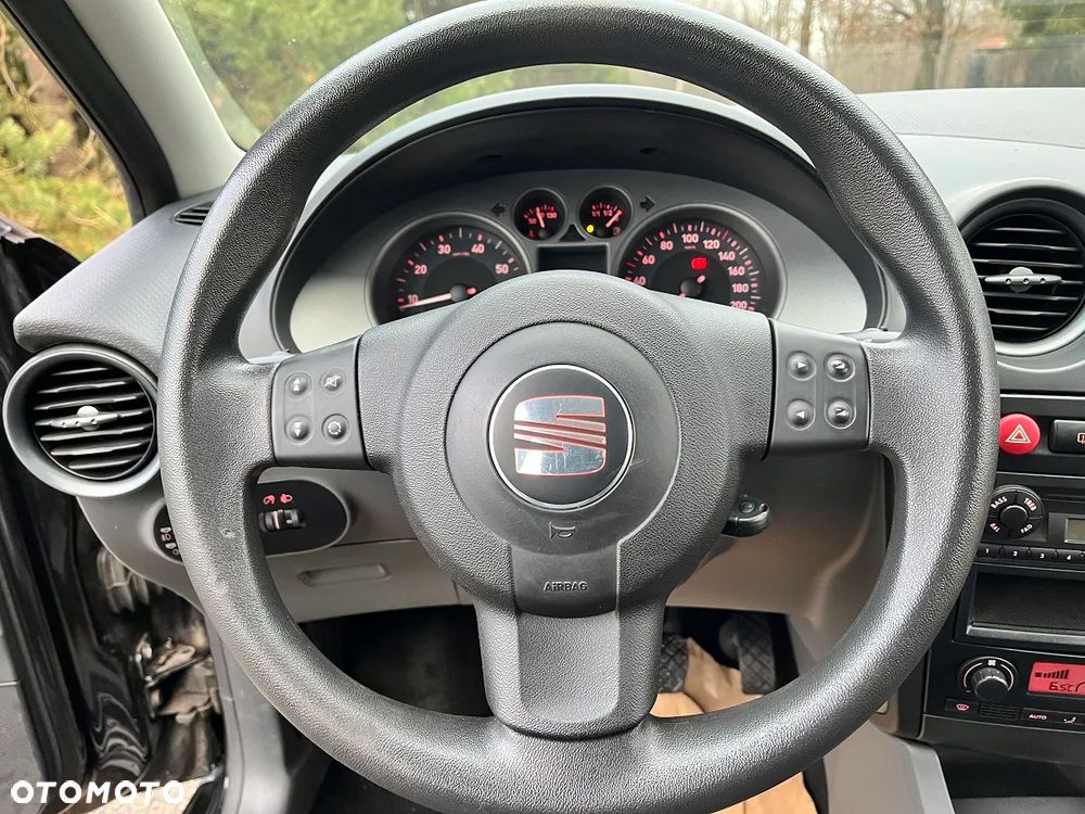 Seat Ibiza 1.4 16V Sport - 10