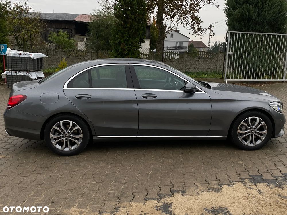 Mercedes-Benz Klasa C 300 d T 9G-TRONIC Avantgarde - 7