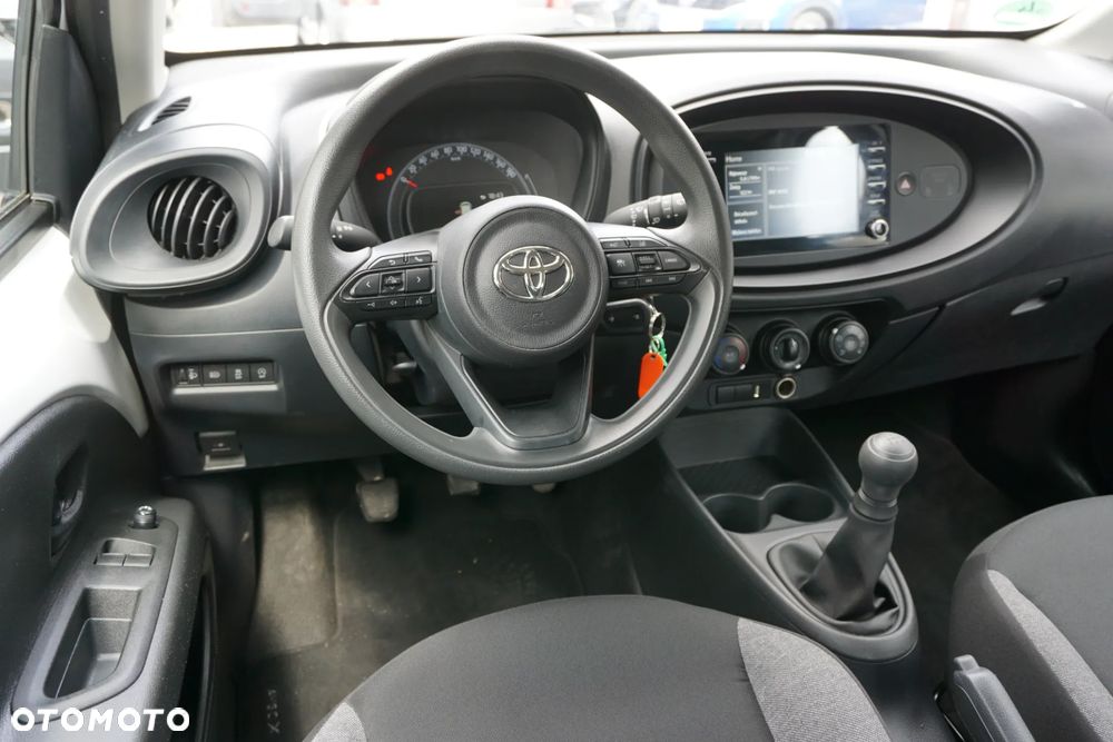 Toyota Aygo X 1.0 VVT-i Selection - 12