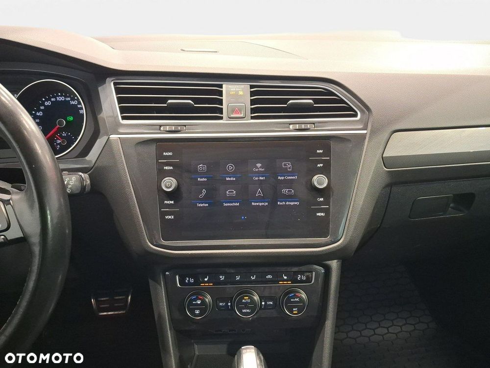 Volkswagen Tiguan - 17