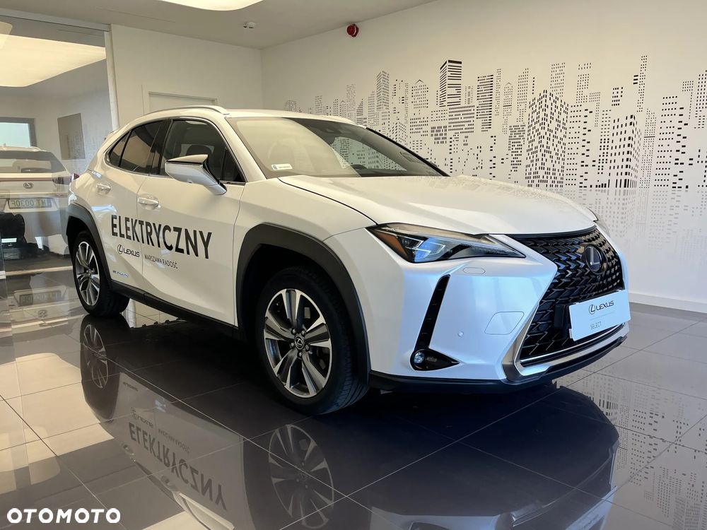 Lexus UX - 2