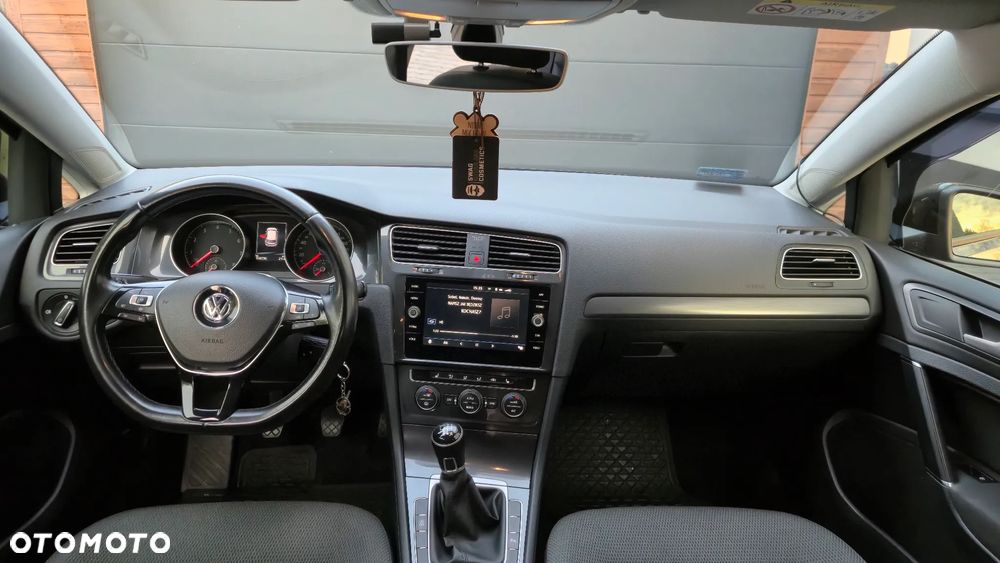 Volkswagen Golf VII 1.5 TSI BMT Comfortline - 14