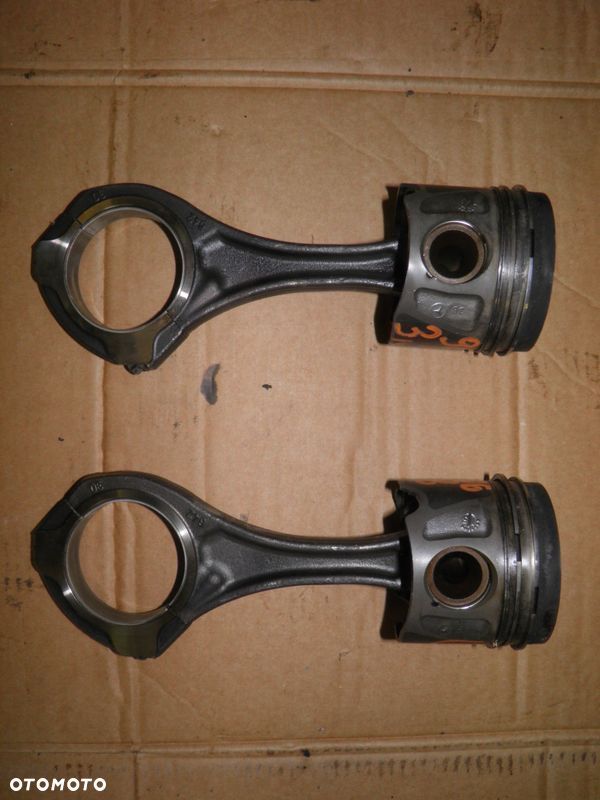 SPRINTER A642 3.0CDI V6 TŁOK KORBOWÓD - 1