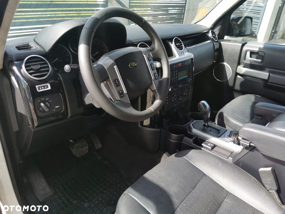Land Rover Discovery 4.4 V8 SE - 11