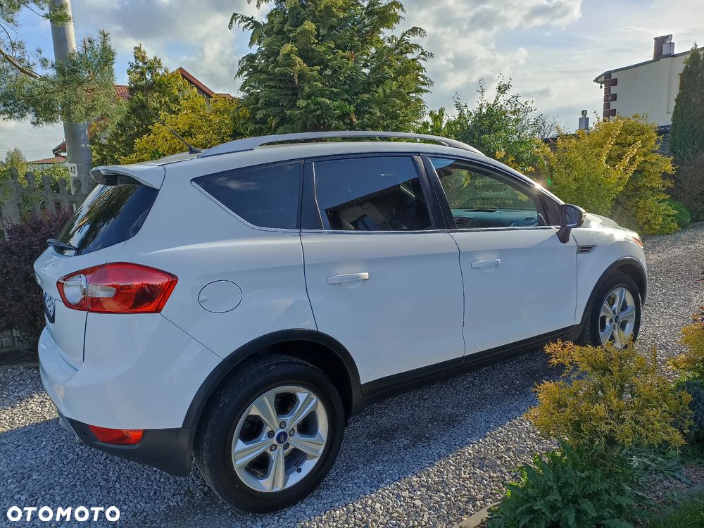 Ford Kuga 2.0 TDCi 4x4 Titanium - 6