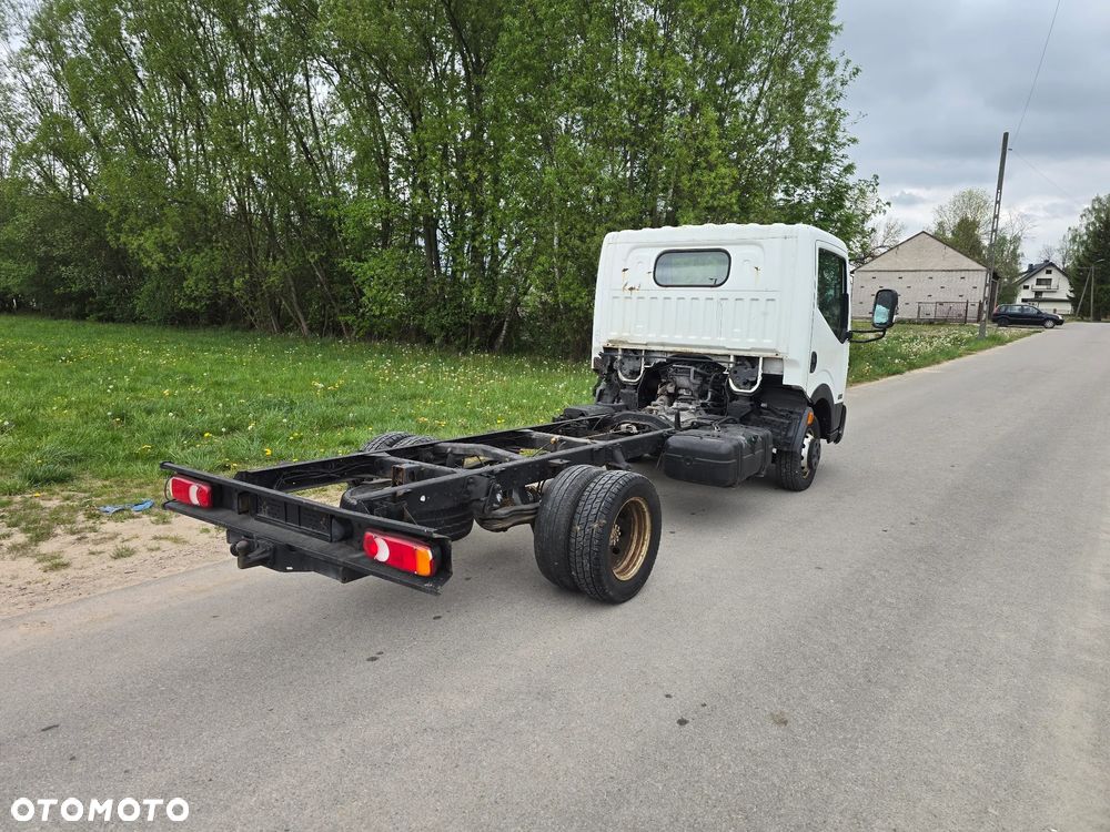 Nissan Cabstar - 4