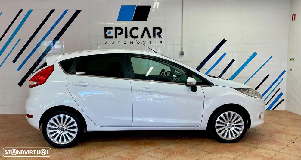 Ford Fiesta 1.4 Titanium Aut. - 6