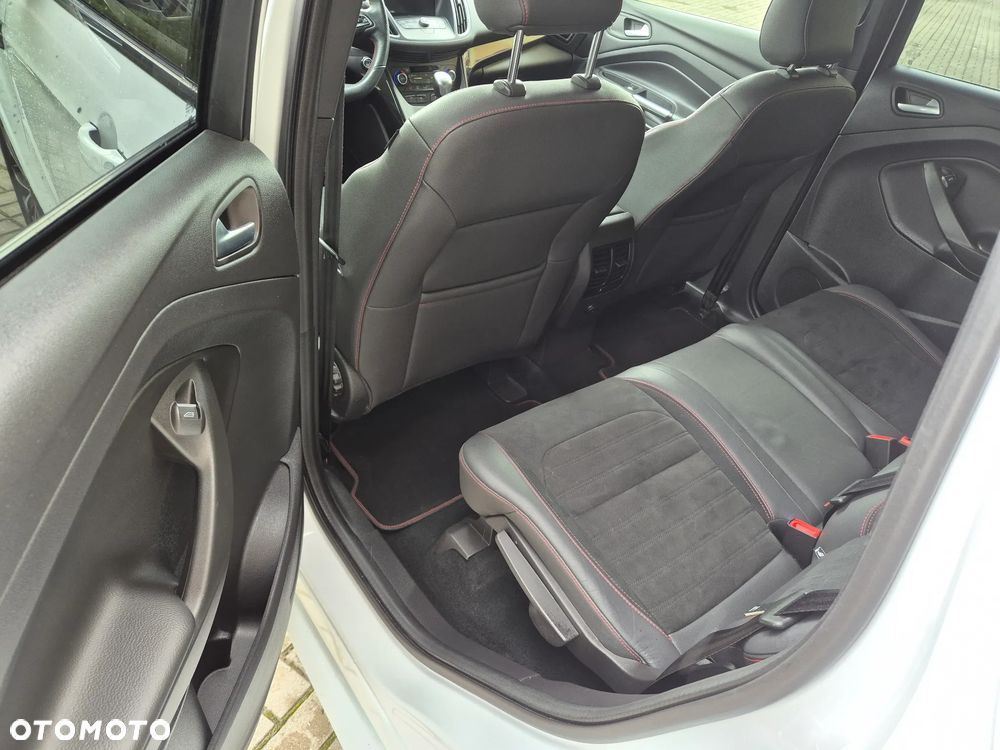Ford Kuga 2.0 TDCi FWD ST-Line - 5