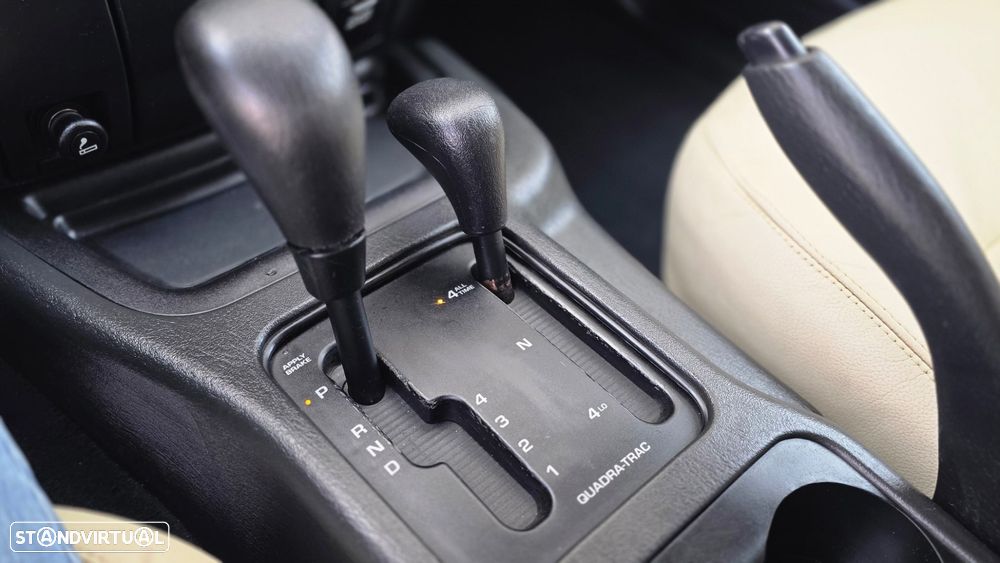 Jeep Grand Cherokee 2.7 CRD Laredo - 17