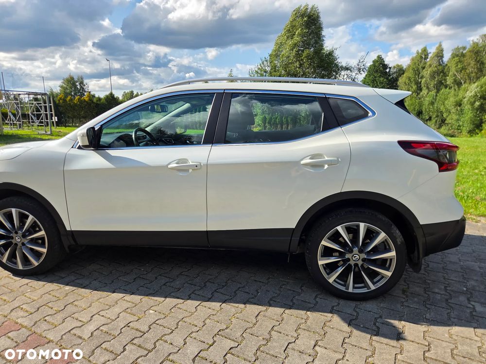 Nissan Qashqai 1.3 DIG-T N-Connecta - 10