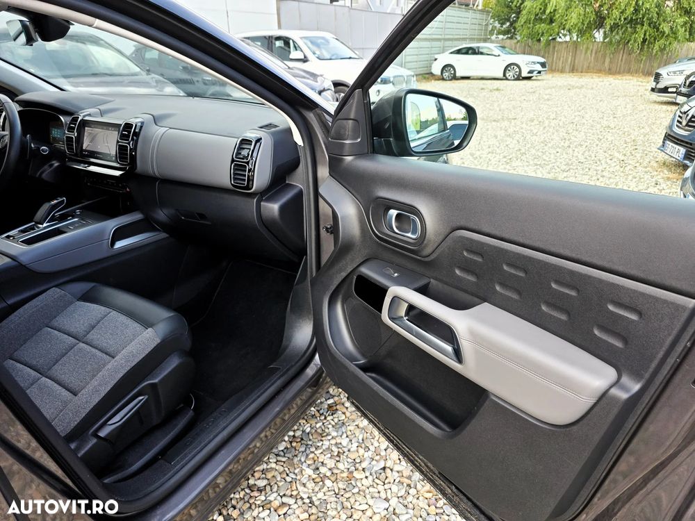Citroën C5 Aircross 1.6 Hybrid FWD 225 EAT8 Shine - 13