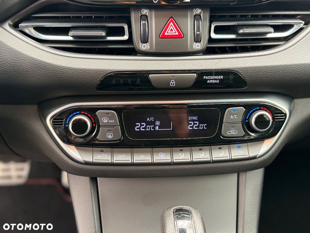 Hyundai i30 - 24
