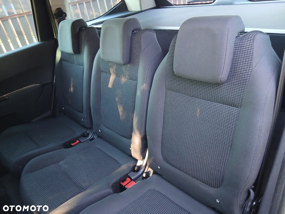 Peugeot 5008 1.6 HDi Active - 28