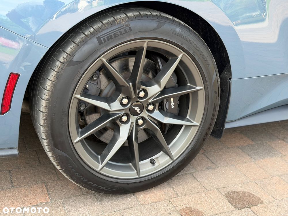 Ford Mustang - 5
