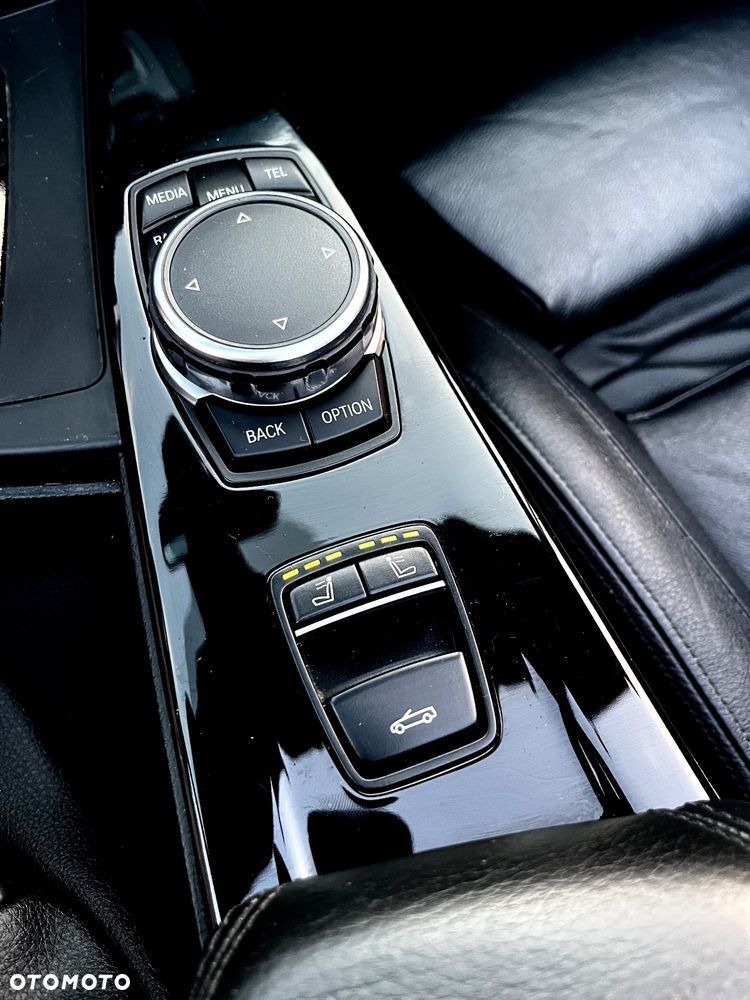 BMW Seria 4 420d Cabrio Sport-Aut Sport Line - 32