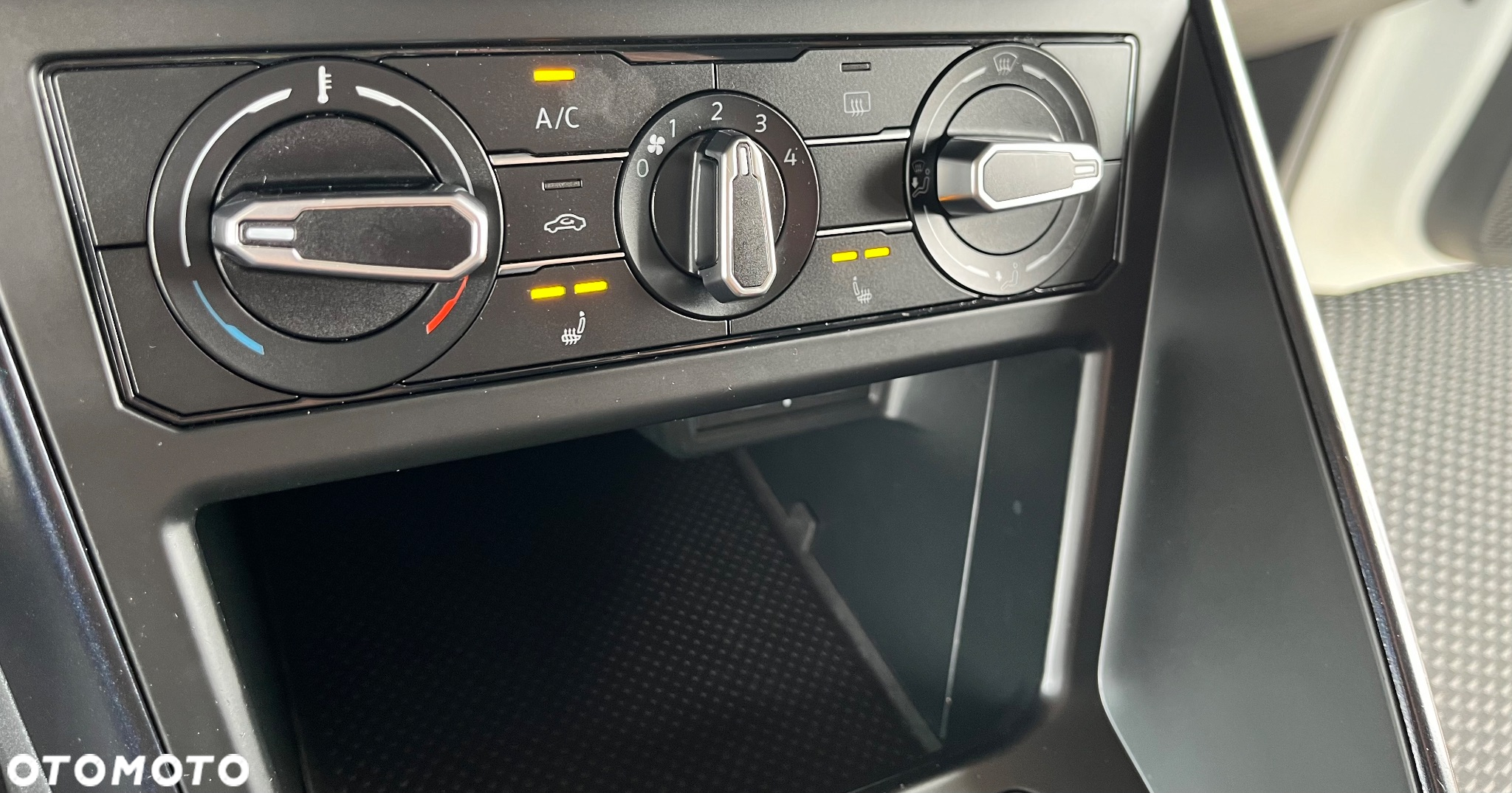 Volkswagen Polo 1.0 MPI - 20