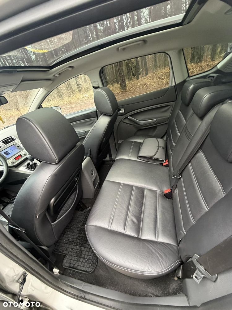 Ford Kuga 2.0 TDCi Titanium - 7