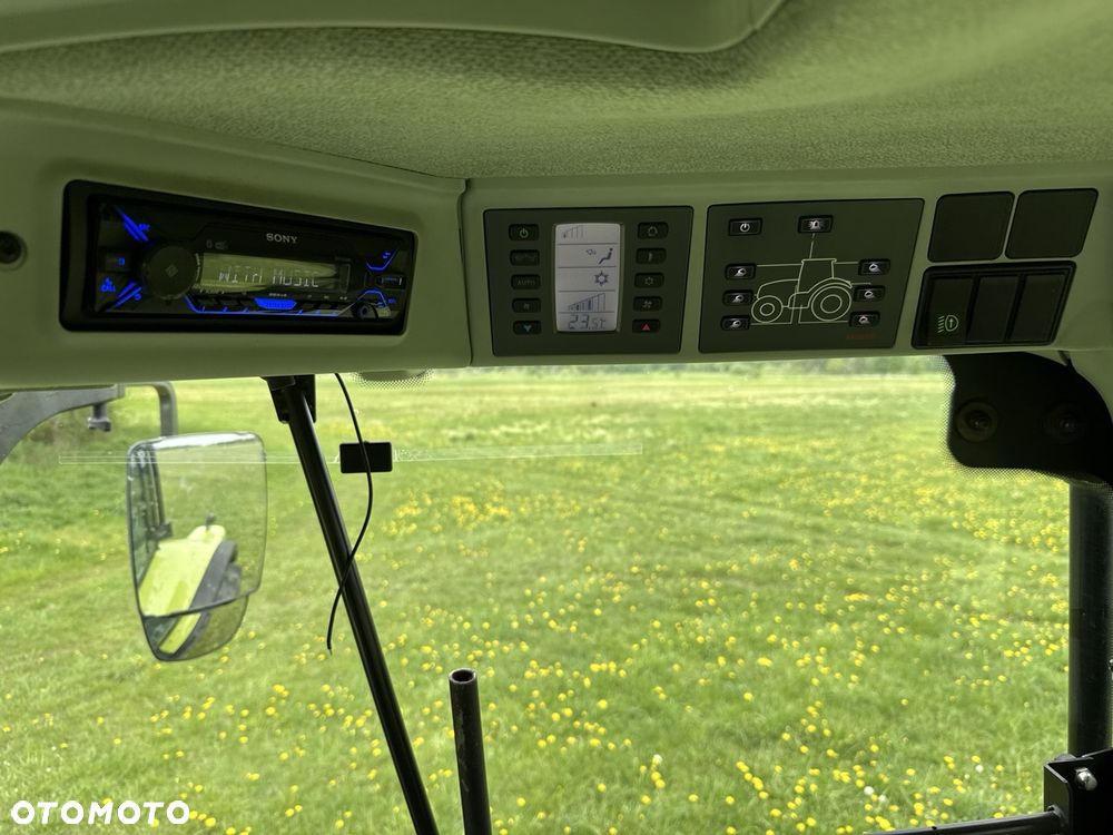 Claas ARION 640 - 11